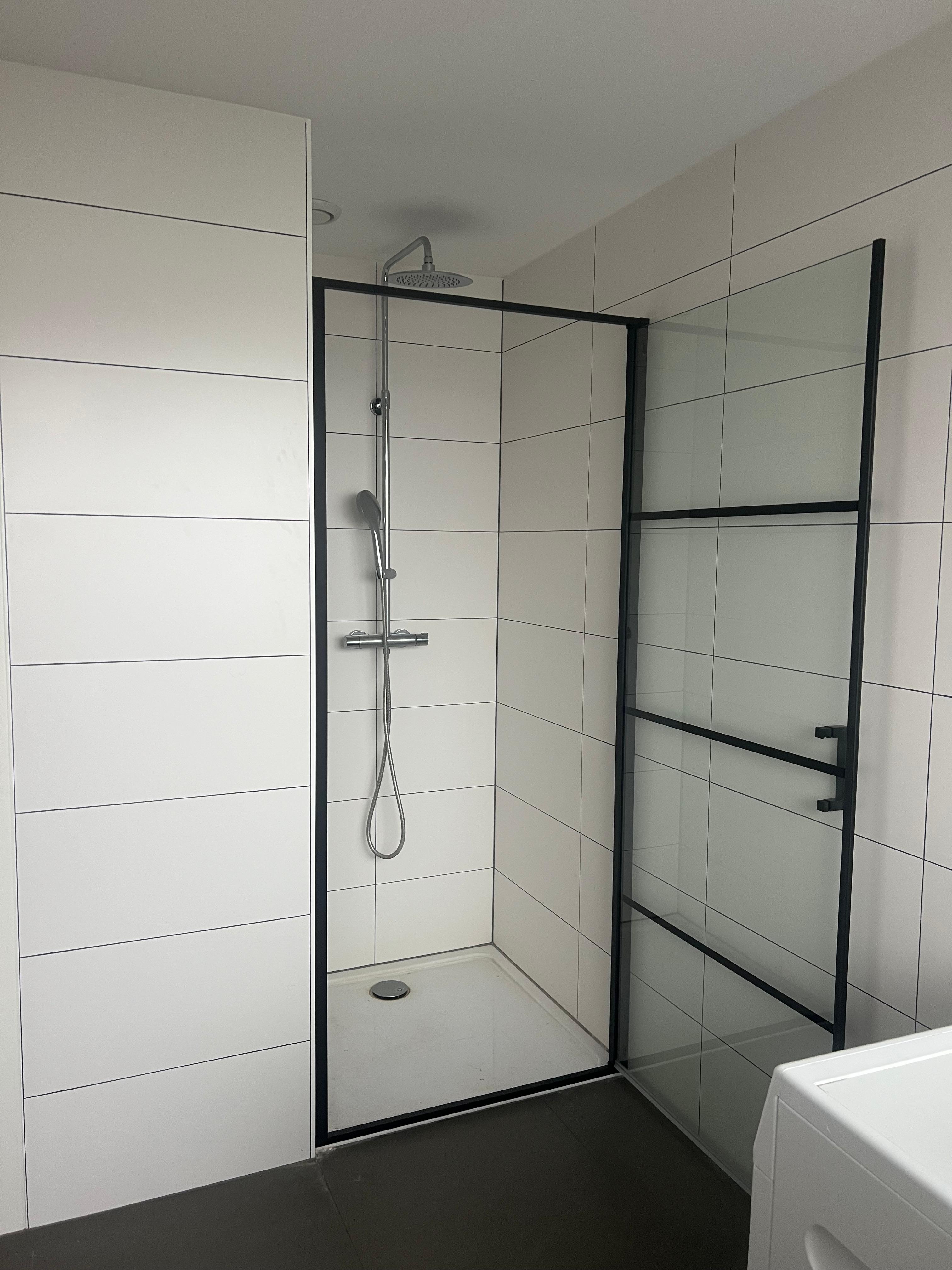 Glazen Douchedeur -- Hotelwaardige Badkamerupgrade